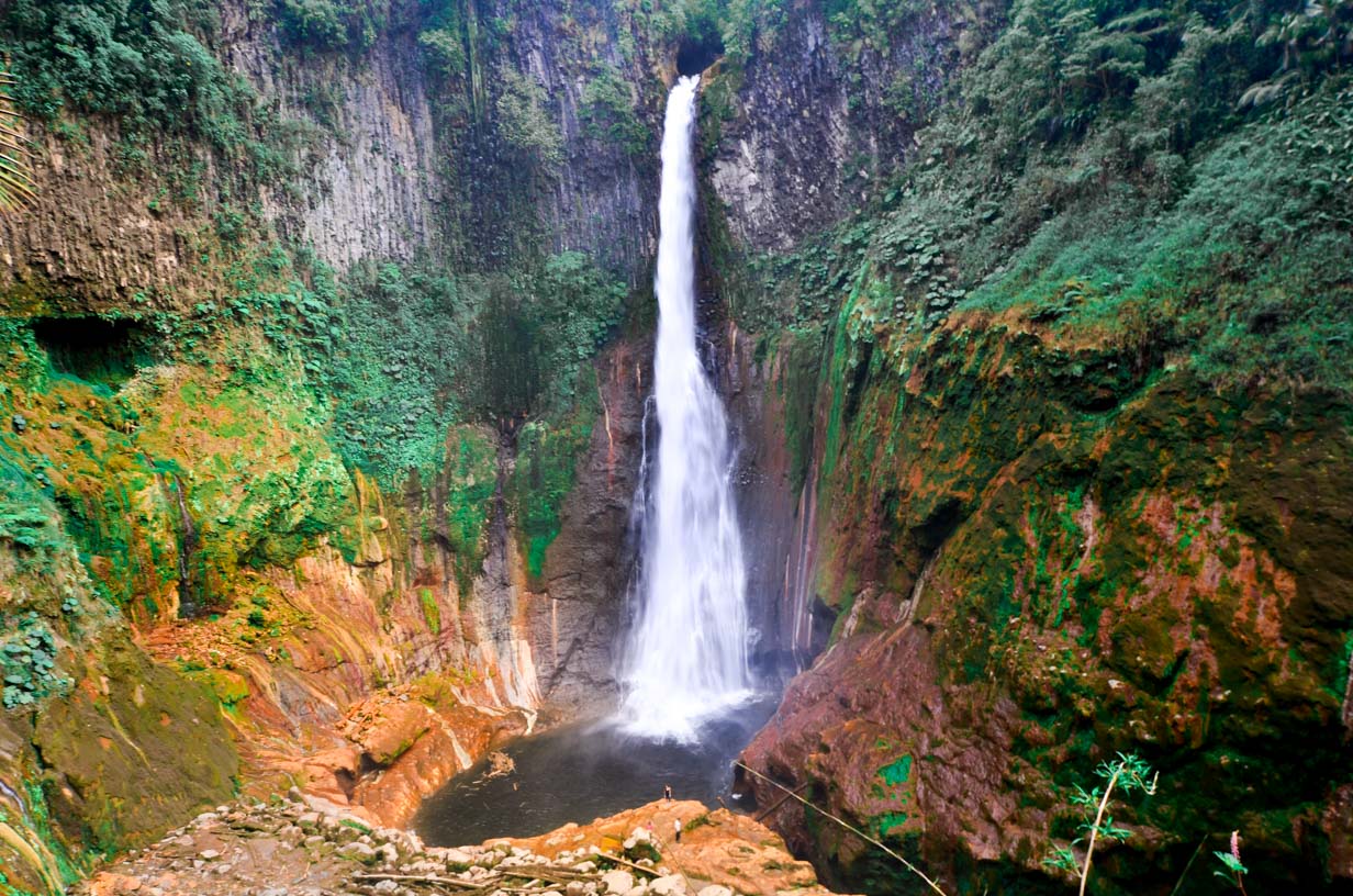 Mayven Costa Rica most beautiful waterfall catarata del toro