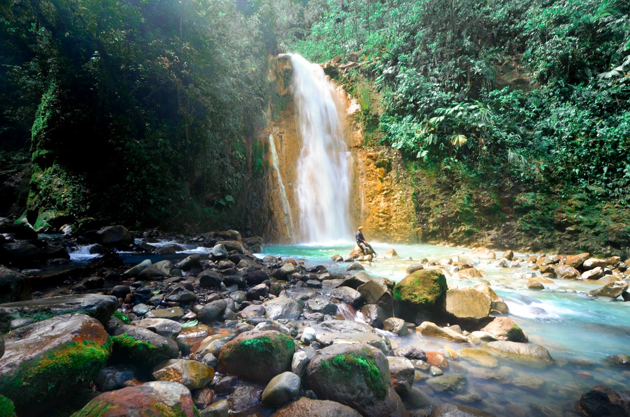 Costa Rica most kept secret Las gemelas falls most beautiful falls Mayven